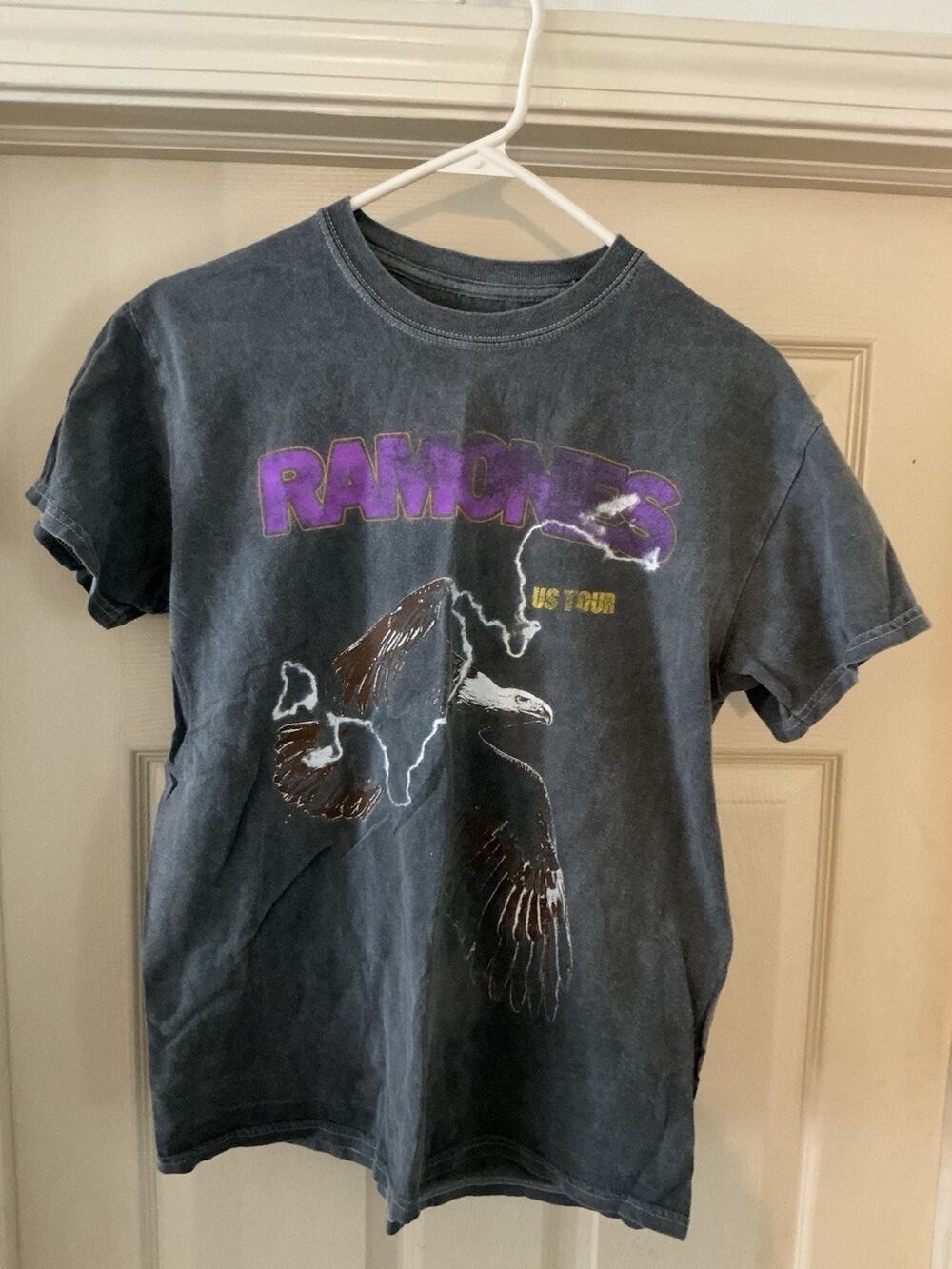 Ramones T-shirt US Tour Size S Tee Faded Punk Rock